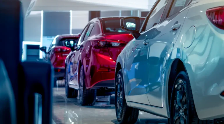 profile plastique automobile