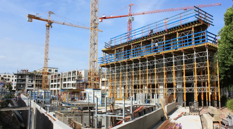 profile plastique batiment